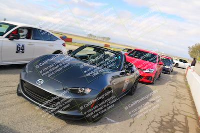 media/Mar-30-2025-Speed Ventures (Sun) [[39e6b1441d]]/Yellow/Grid/